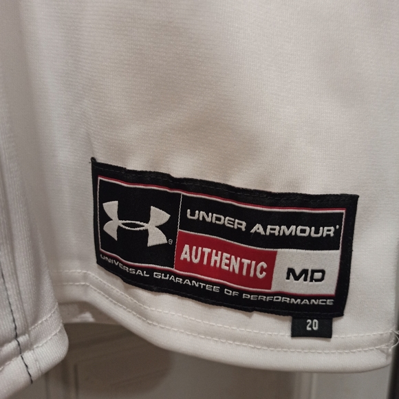 Under armour women's Short sleeve bottom down shirt. Size medium - Picture 3 of 11